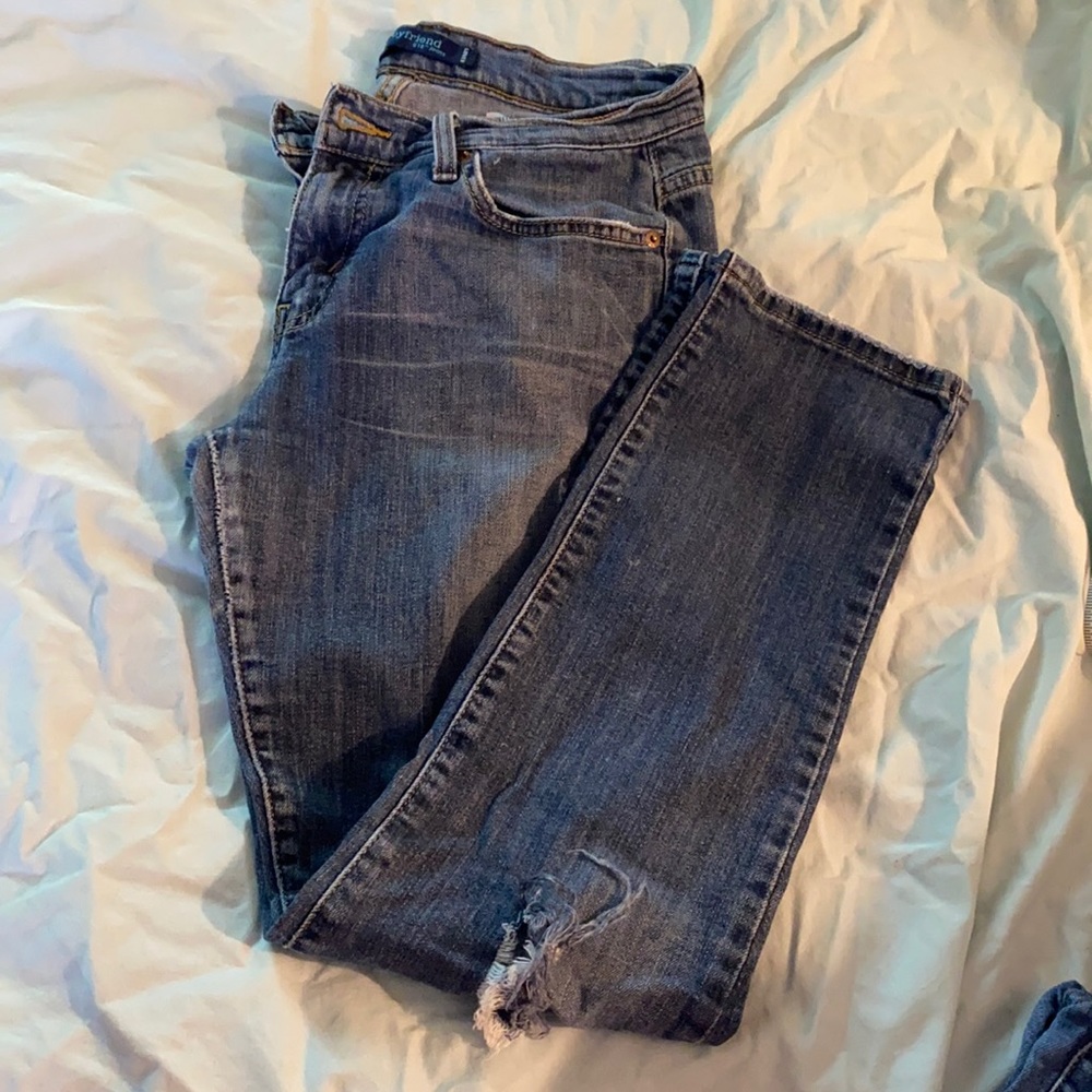 Size 7 Levi’s boyfriend jeans